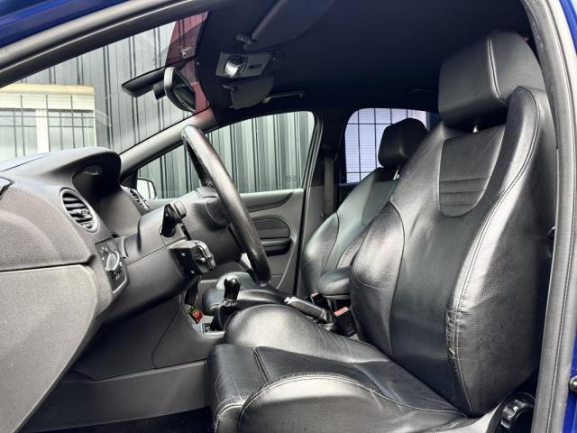 Ford Focus image 7
