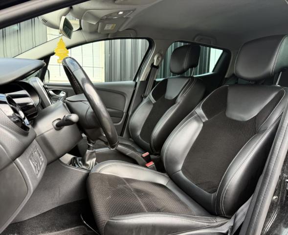Renault Clio image 8