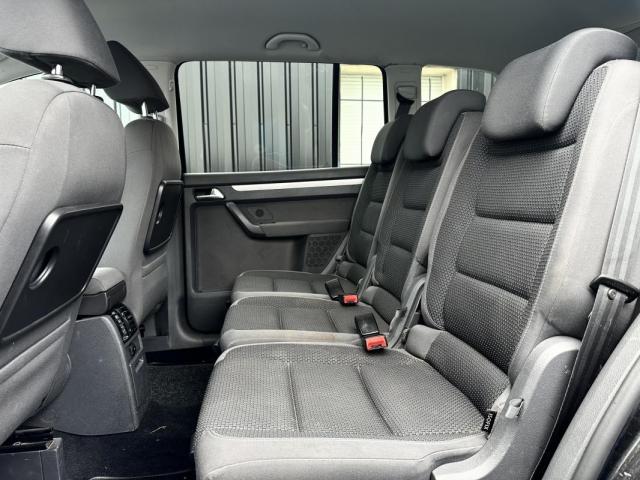 Volkswagen Touran image 9