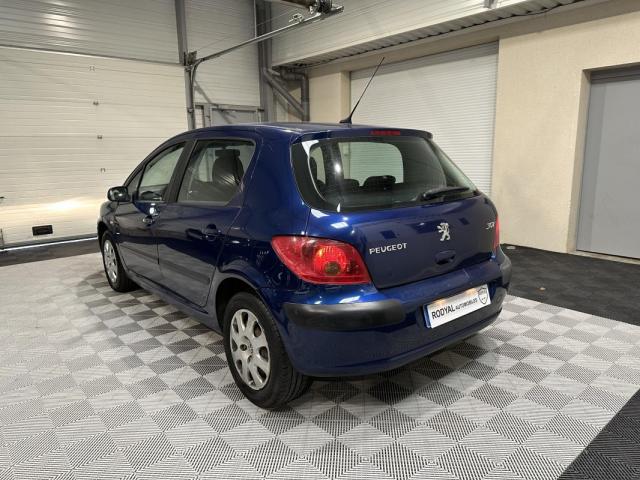 Peugeot 307 image 8