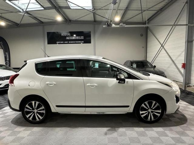 Peugeot 3008 Hybrid4 image 6