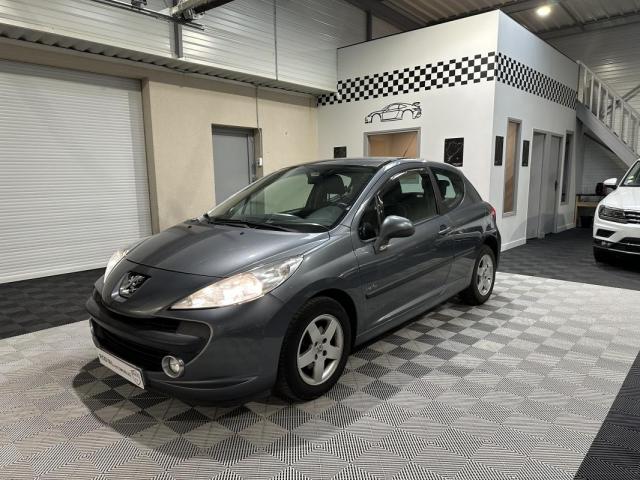 Peugeot 207 image 9