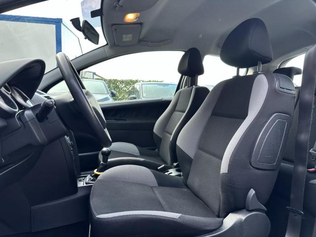 Peugeot 207 image 3