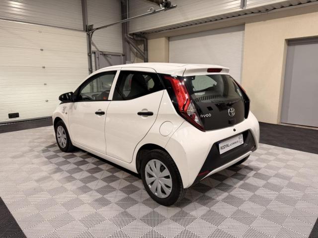 Toyota Aygo image 5