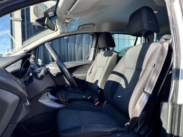 Ford B-Max image 1