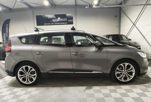 Renault Grand Scénic image 9