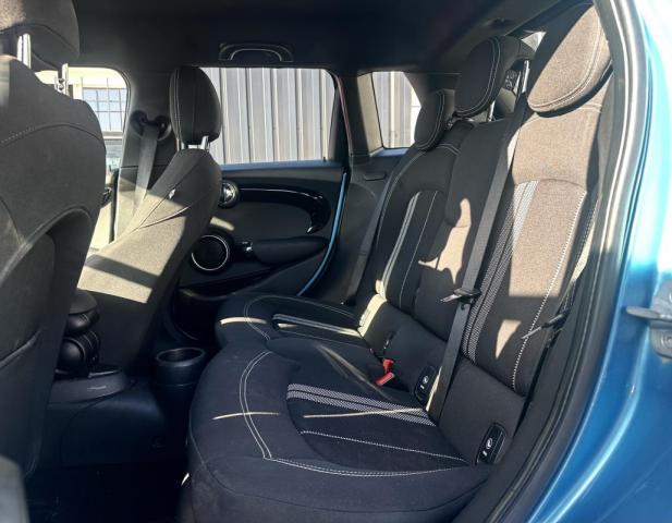 Mini Cooper S image 2