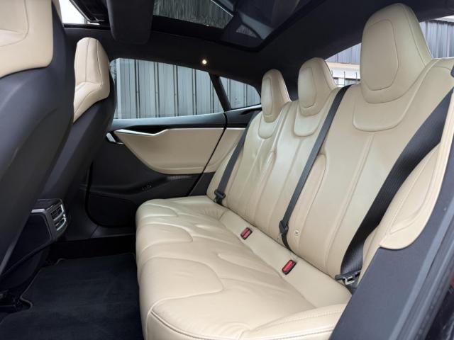 Tesla Model S image 3