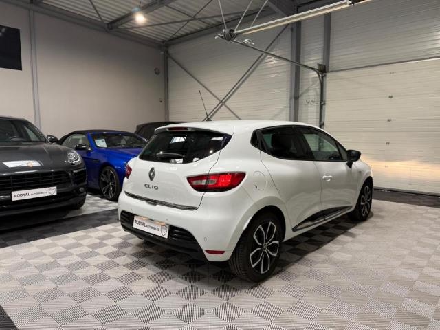 Renault Clio image 9