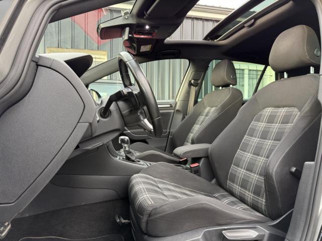 Volkswagen Golf image 3