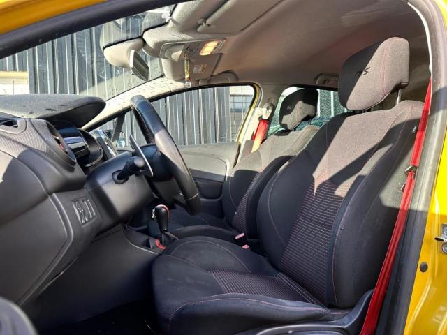 Renault Clio image 9