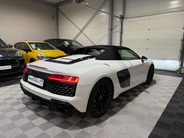 Audi R8 Spyder image 6