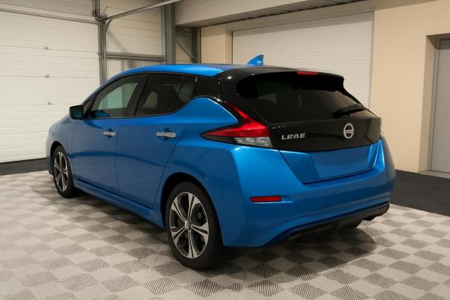 Nissan Leaf image 9
