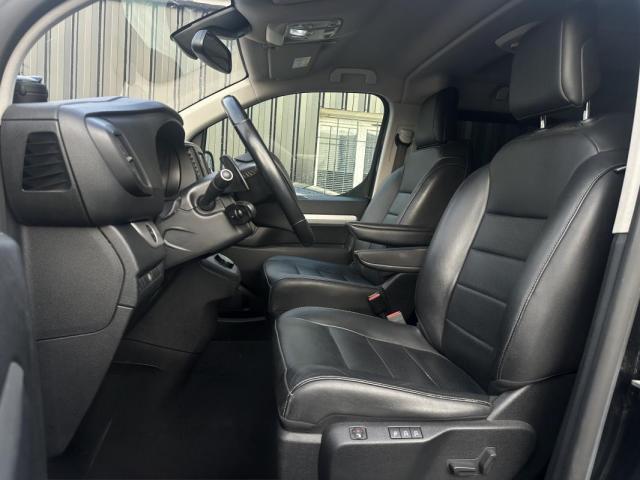 Peugeot Traveller image 8