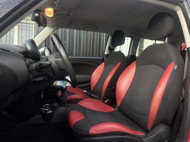 Mini Clubman image 6