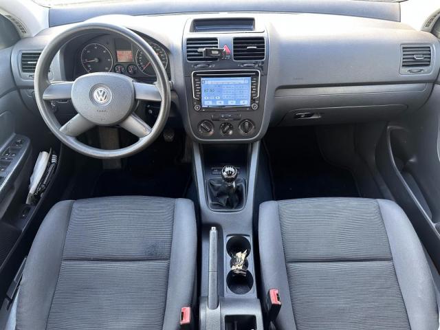 Volkswagen Golf image 3