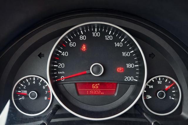 Volkswagen Up! image 5