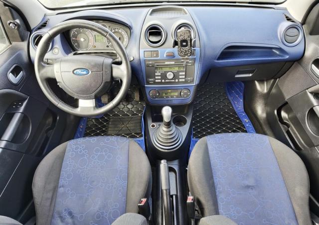 Ford Fiesta image 3