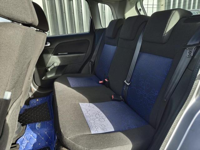 Ford Fiesta image 6
