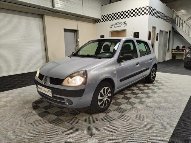 Renault Clio image 8