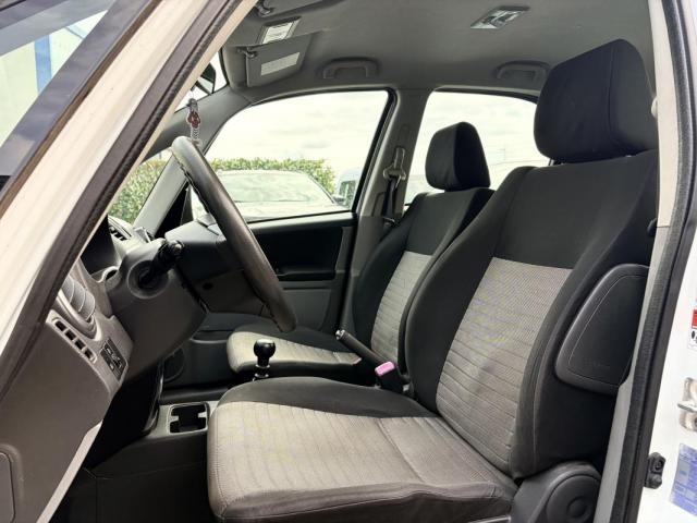 Suzuki Sx4 image 5