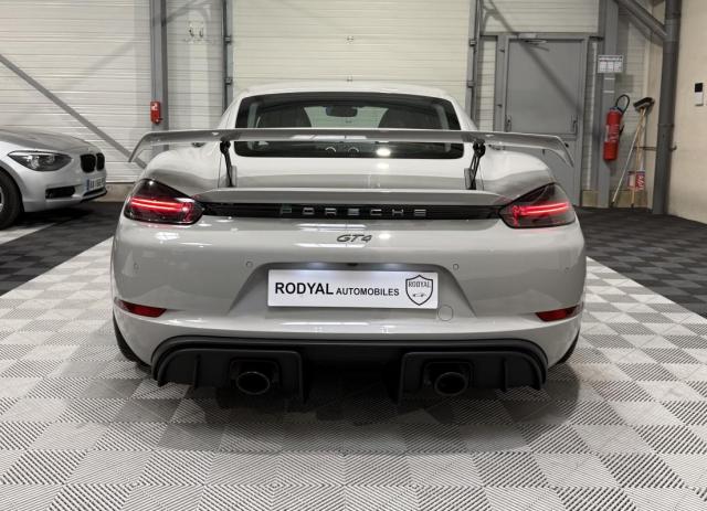 Porsche 718 Cayman image 5
