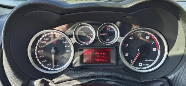 Alfa Romeo Mito image 9