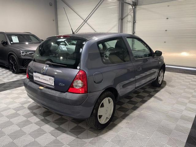 Renault Clio image 1
