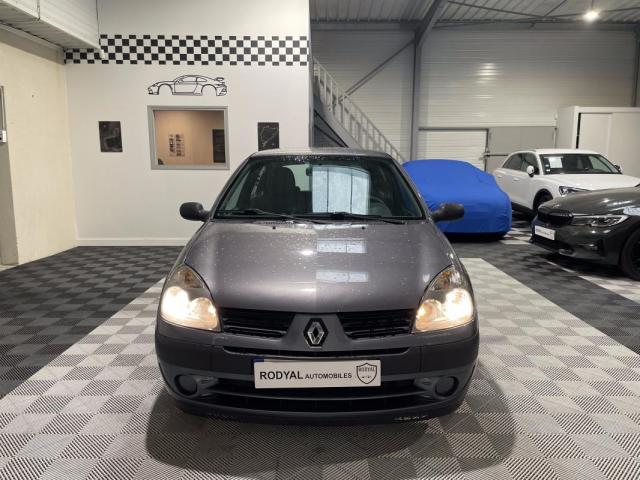 Renault Clio image 2