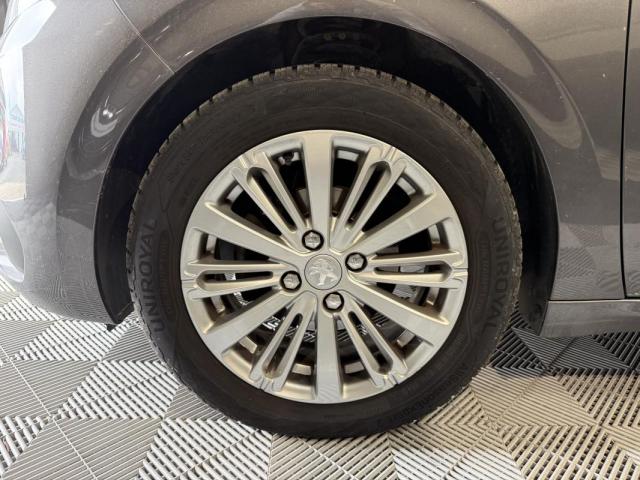 Peugeot 208 image 2