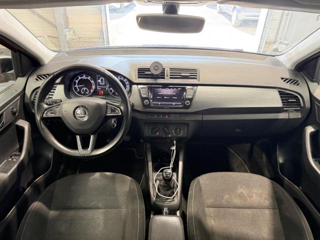 Skoda Fabia image 9
