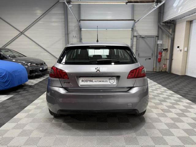 Peugeot 308 image 8
