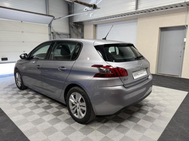 Peugeot 308 image 1