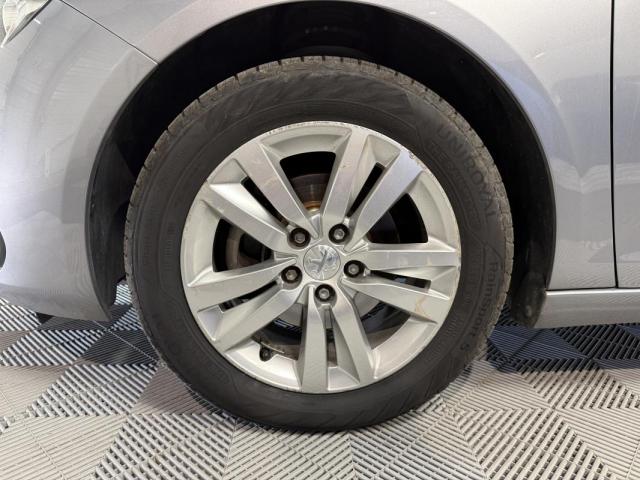 Peugeot 308 image 6