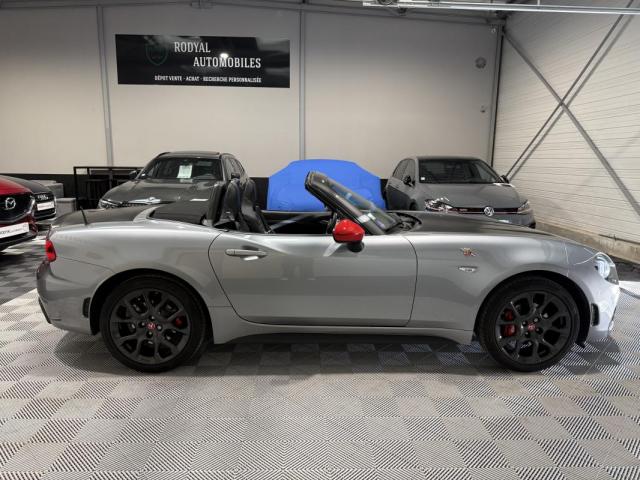 Fiat 124 Spider image 7
