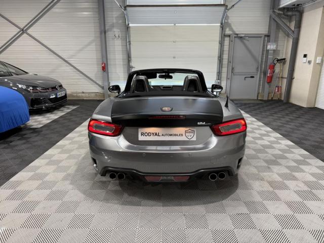 Fiat 124 Spider image 3