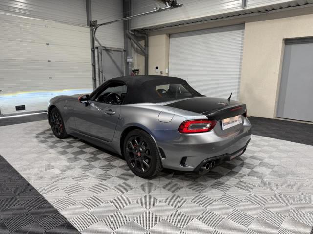 Fiat 124 Spider image 4