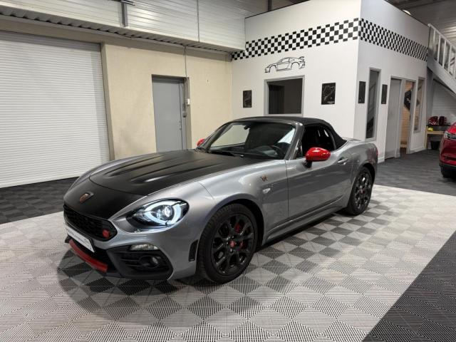 Fiat 124 Spider image 6