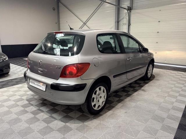Peugeot 307 image 1