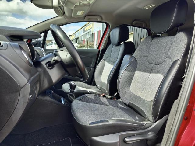 Renault Captur image 2