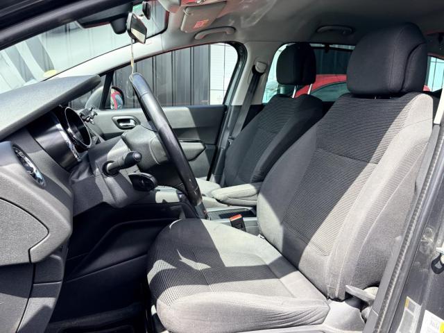 Peugeot 5008 image 6