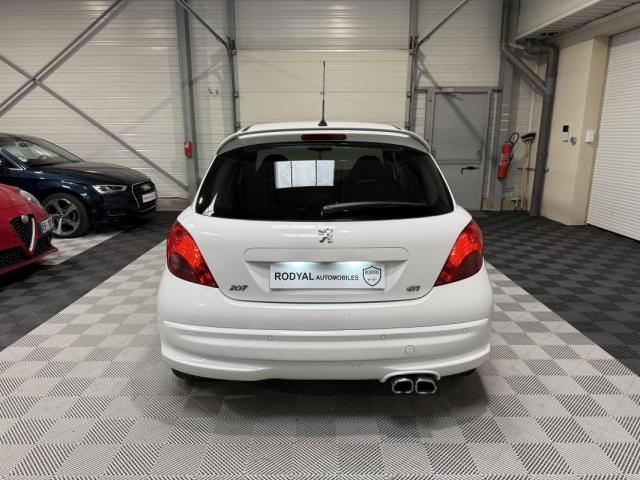 Peugeot 207 image 6