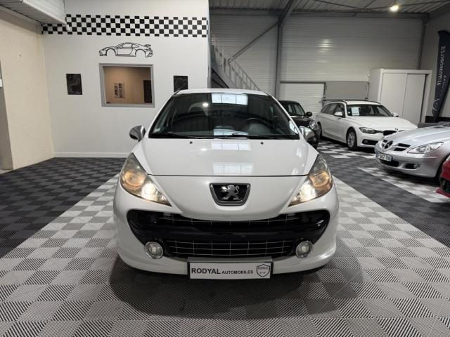 Peugeot 207 image 8