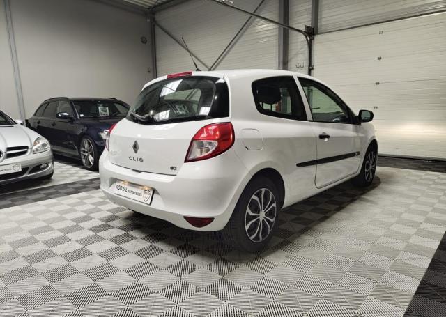 Renault Clio image 3