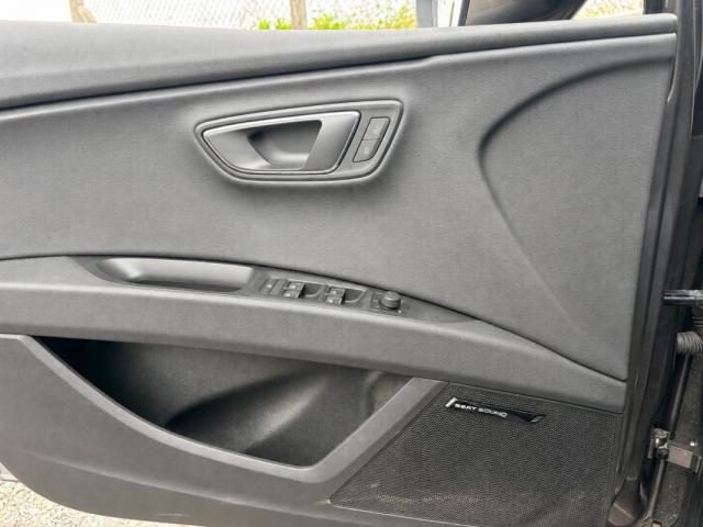 Seat Leon image 7