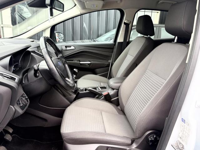 Ford C-Max image 3