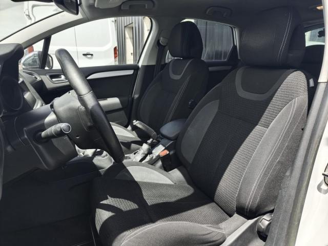Citroen C4 image 9