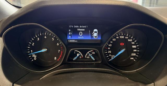 Ford Focus image 8