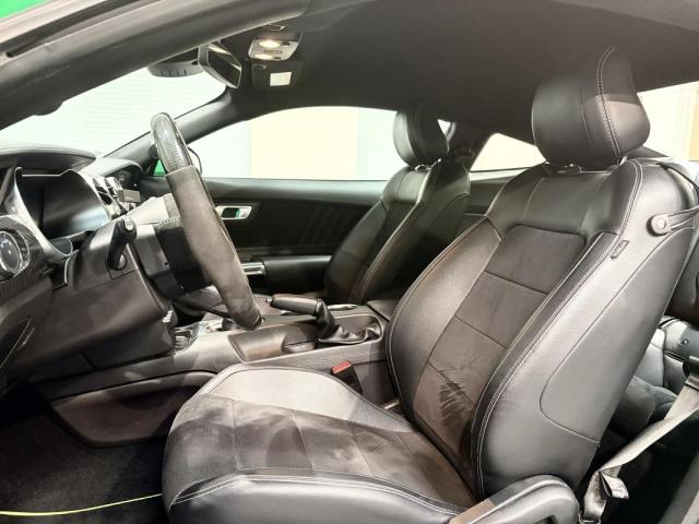 Ford Mustang image 9