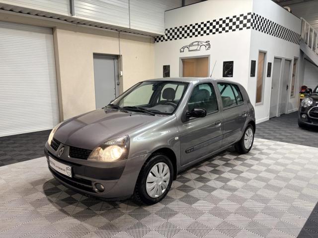Renault Clio image 8